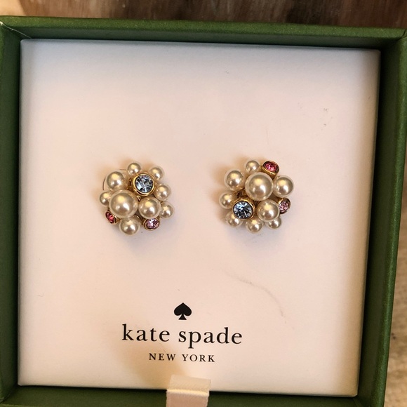 Kate Spade Pearl Caviar Cluster Stud Earrings Crystal Accents NWT & Box - Picture 2 of 14
